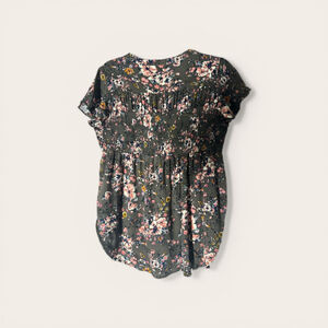 Women's Knox Rose Blouse M Gray Pink Floral hi-low Short Sleeve top